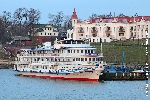Теплоход Александр Бенуа.