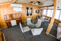 Теплоход Северная сказка (бывш. «Карл Маркс»).