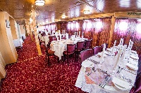 Теплоход Северная сказка (бывш. «Карл Маркс»).