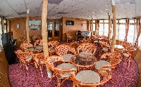 Теплоход Солнечный город.